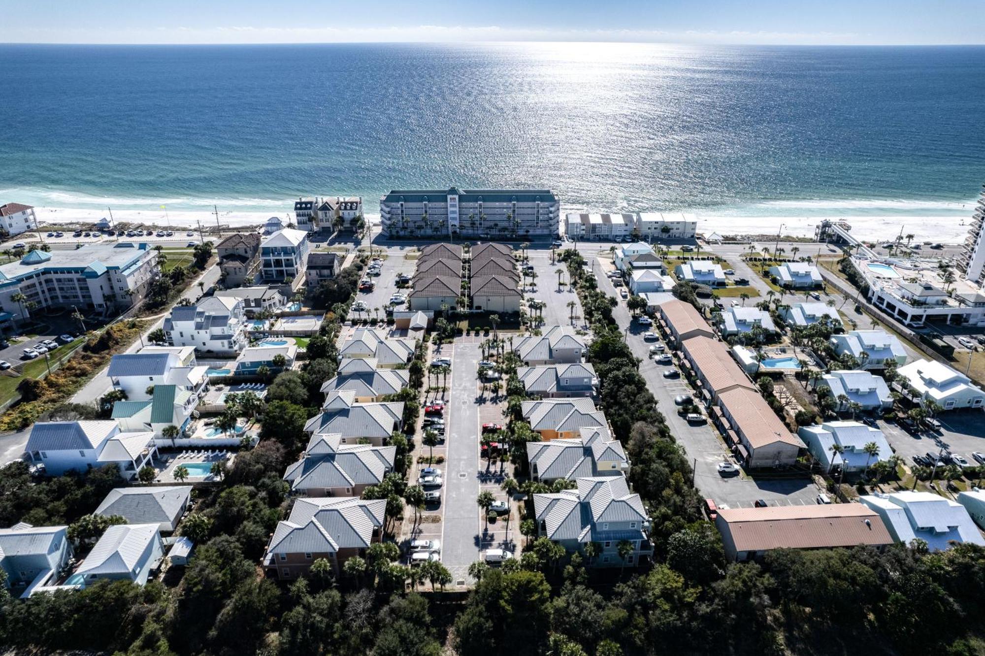 Bright And Modern Townhome Steps To Miramar Beach! Destin Kültér fotó